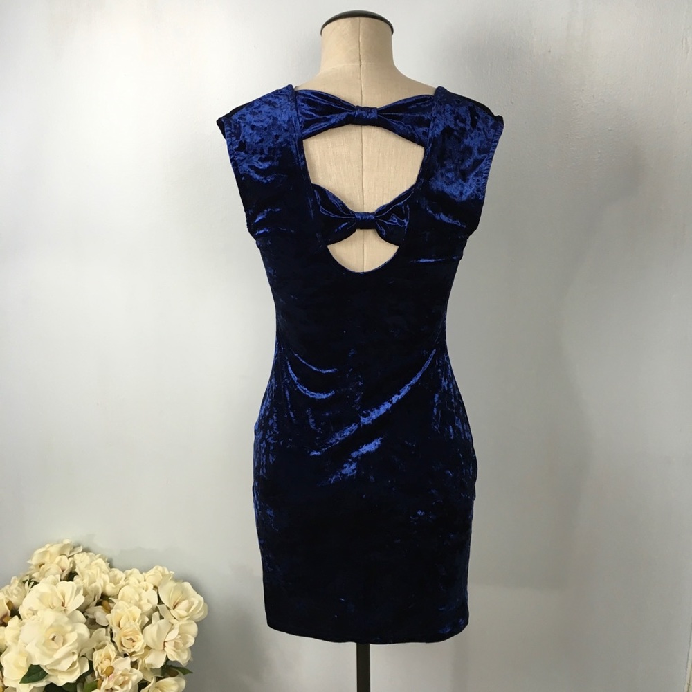 Forever 21 Velvet Bodycon Dress Blue Sleeveless Size M
